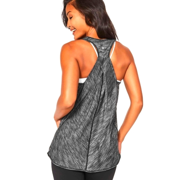 Lululemon Essential Tank *Pleated Heathered Black Size 8 - Picture 1 of 7